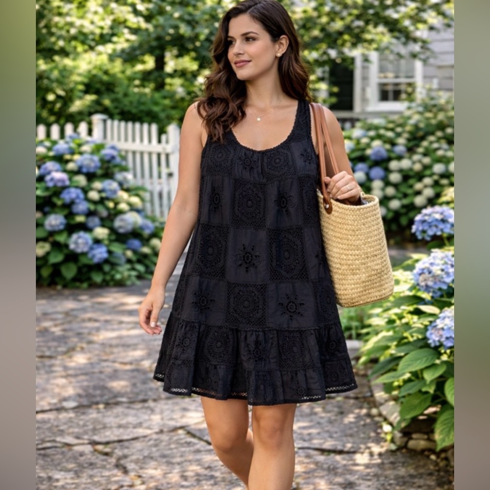Hunter‎ Bell Black Eyelet Lace Boho Tiered Mini Sleeveless Cotton Sample Dress